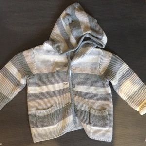 Gap knit sweater